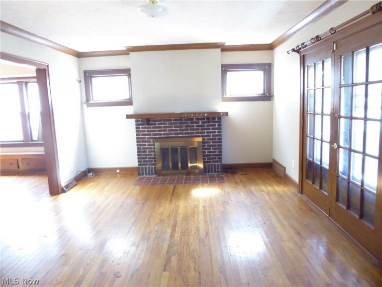 2179 Edgewood Road, Cleveland Heights, OH - Photo 2