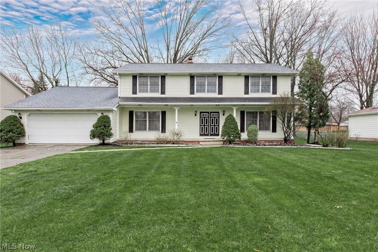 692 Davidson Drive, Highland Heights, OH, 44143