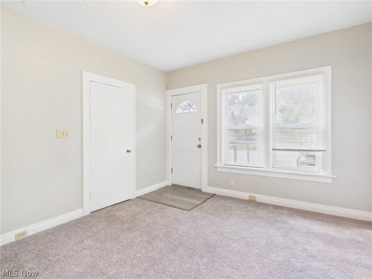 535 Gage Street, Akron, OH - Photo 3