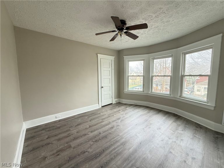 3876 17th Street, Cleveland, OH - Photo 6