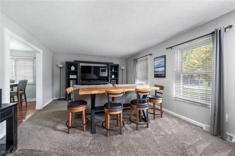 5660 Marine Parkway, Mentor on the Lake, OH - Photo 5
