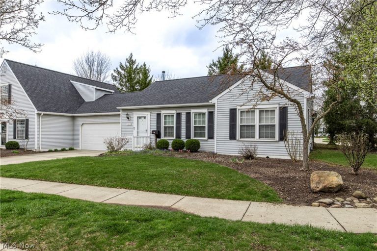 3513 Prescott Circle, Cuyahoga Falls, OH - Photo 6