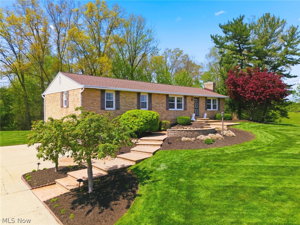 8285 Southwood Drive, North Canton, OH