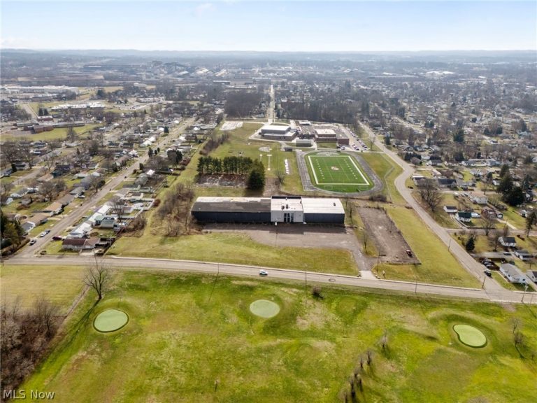 2600 25th Street, Canton, OH - Photo 3