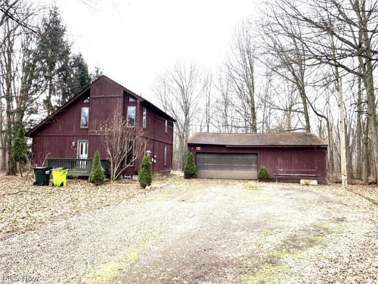 710 Russell Street, Newton Falls, OH, 44444