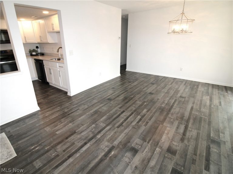 1201 River Road #B3, Elyria, OH - Photo 4