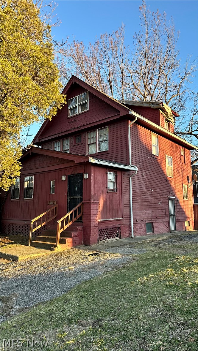 12628 Iroquois Avenue, Cleveland, OH, 44108