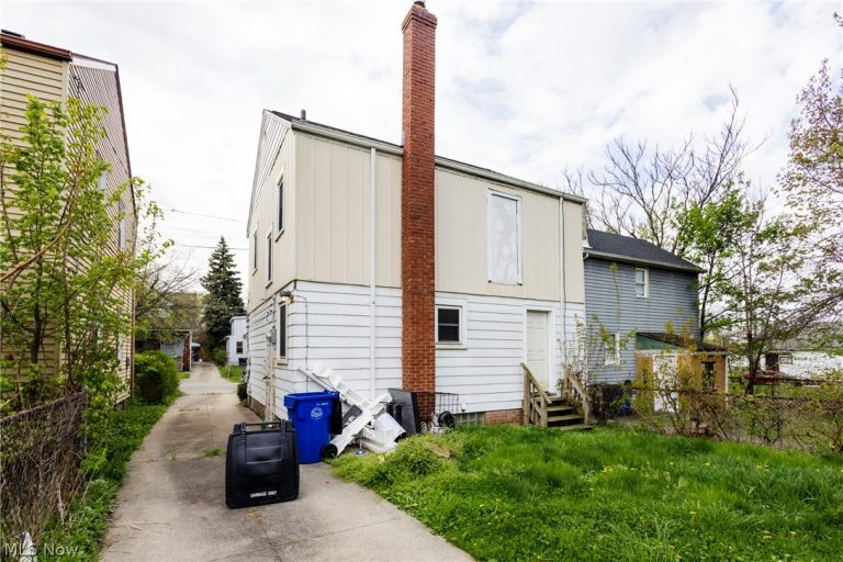 10413 Avon Avenue, Cleveland, OH - Photo 4