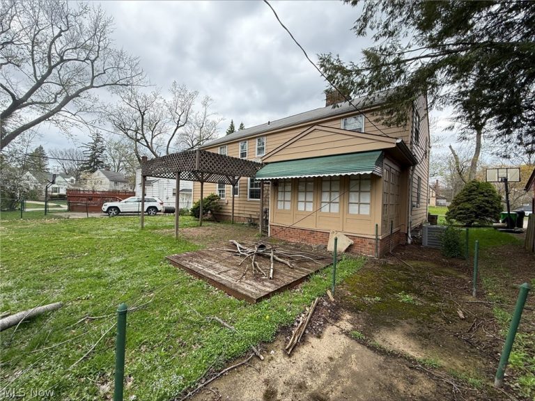 1484 Belvoir Boulevard, South Euclid, OH - Photo 5