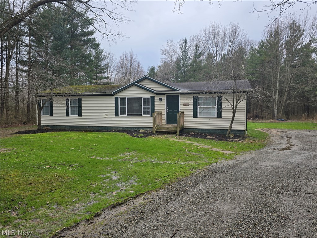 1389 Old Kyle Road, Dorset, OH