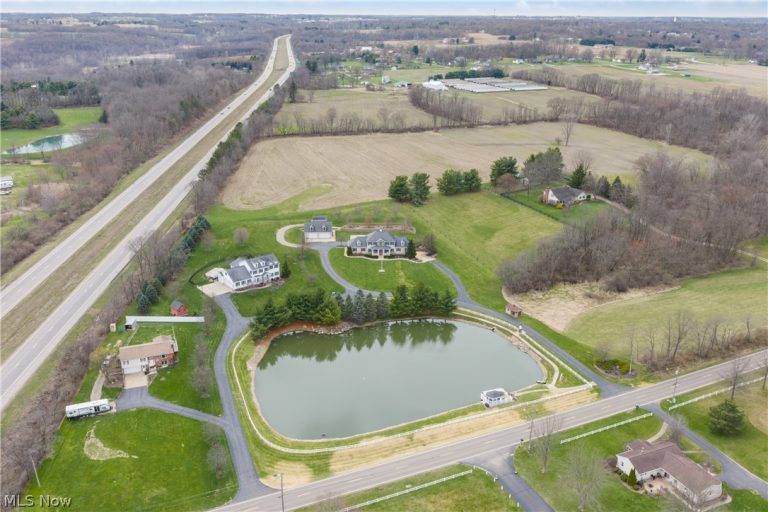 3457 17th Street, Massillon, OH - Photo 2