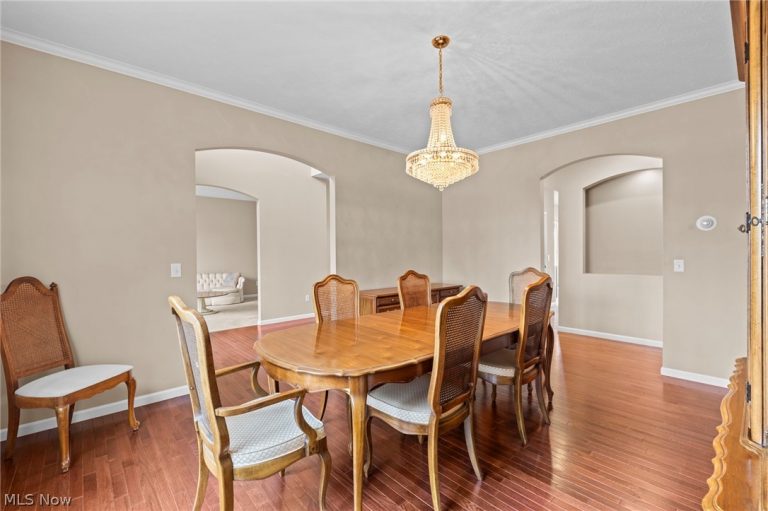 38521 Berkshire Avenue, Avon, OH - Photo 8