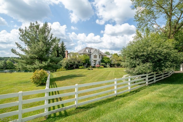 1998 Hines Hill Road, Hudson, OH - Photo 4