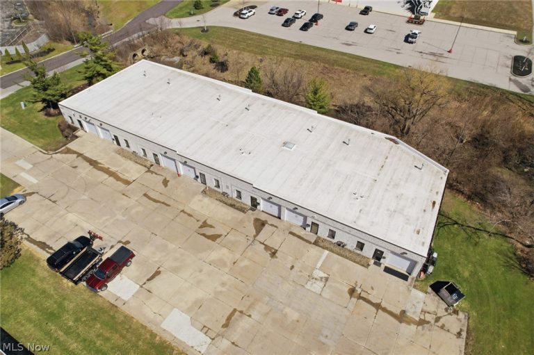 26700 Renaissance Parkway, Warrensville Heights, OH - Photo 3