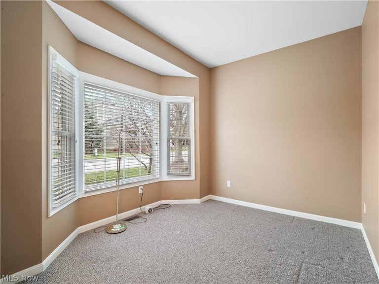 20 Somerset Drive, Rocky River, OH - Photo 8