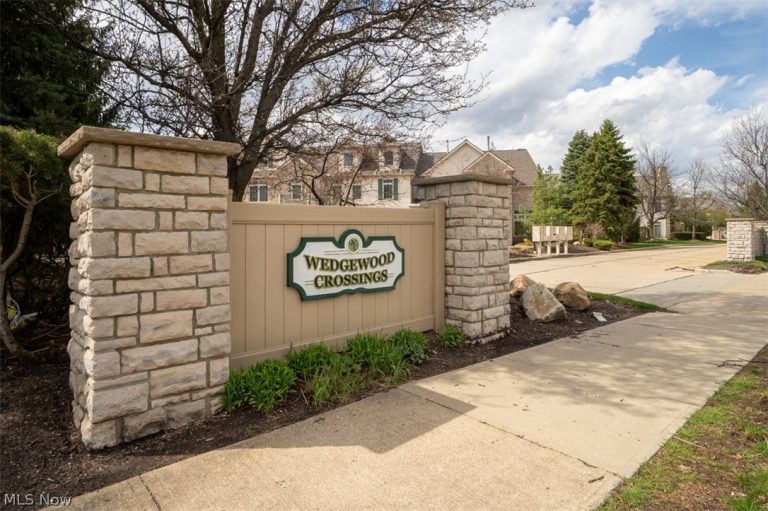 3178 Richmond Road, Beachwood, OH - Photo 2