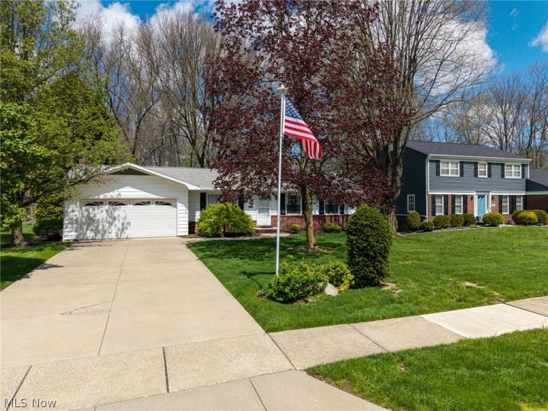 2357 Woodpark Road, Akron, OH - Photo 3
