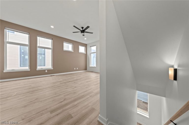 1920 47th Street, Cleveland, OH - Photo 5