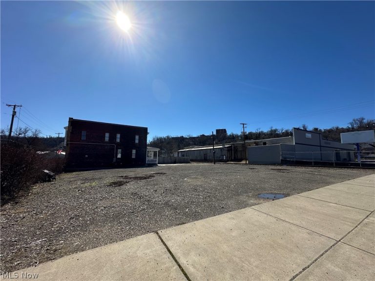 301 6th Street, Steubenville, OH, 43952