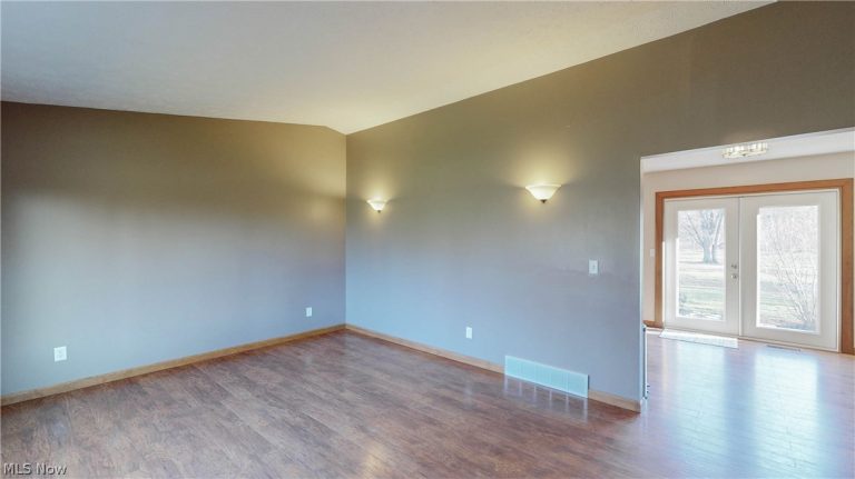 5225 Waterloo Road, Atwater, OH - Photo 6