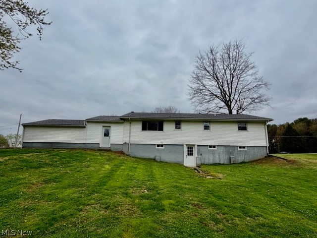 6277 Shepler Church Avenue, Navarre, OH - Photo 3