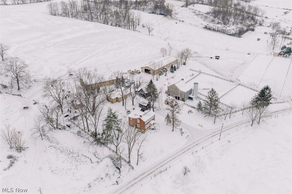 68895 Lloydsville Bannock Road, Belmont, OH