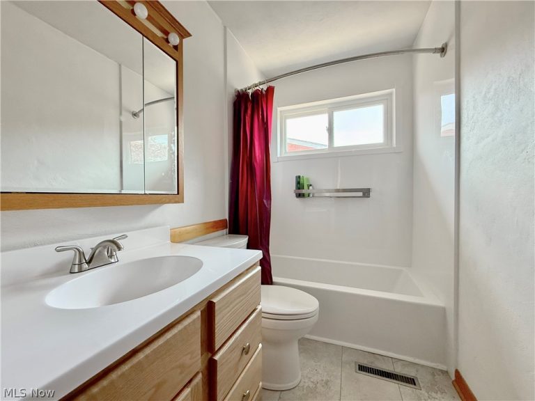 608 32nd Street, Vienna, WV - Photo 6