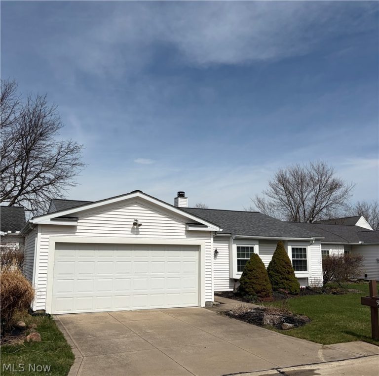 9811 Willow Lane #3, Concord Twp, OH - Photo 2