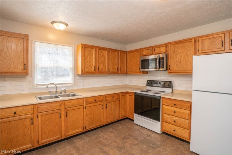 2005 17th Street, Canton, OH - Photo 8