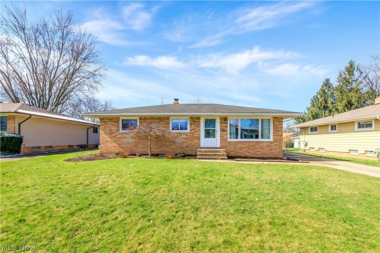 6616 Kingsdale Boulevard, Parma Heights, OH, 44130