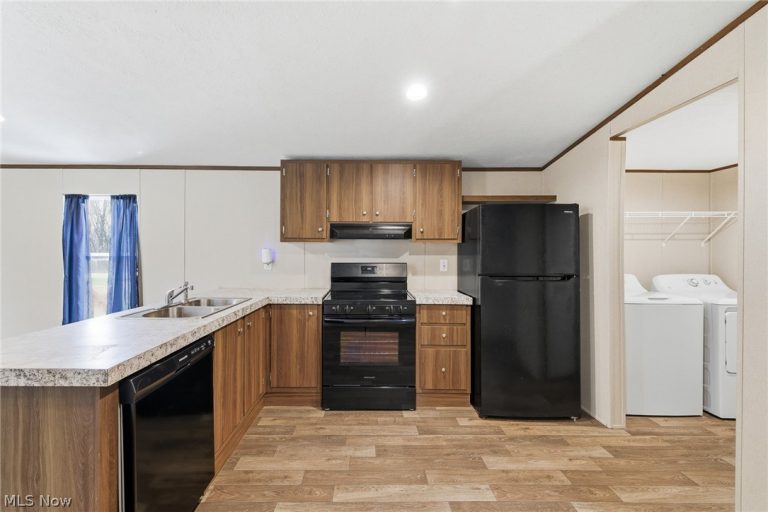 2201 Marion Melmore Road, Bucyrus, OH - Photo 4
