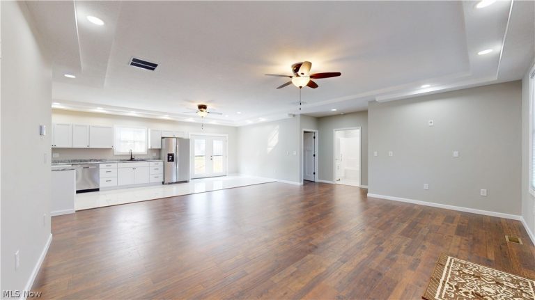 77 First Street, Vincent, OH - Photo 4