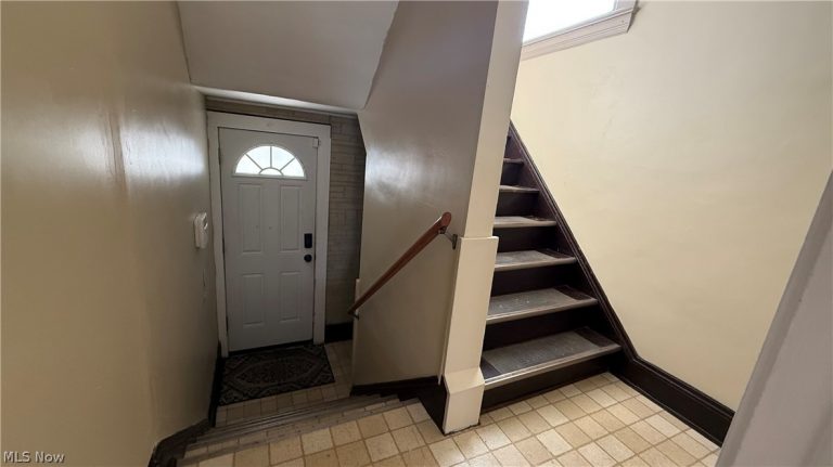 3123 West Boulevard, Cleveland, OH - Photo 2