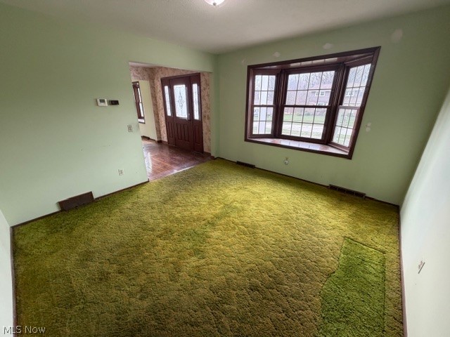 5216 Sassafras Drive, Parma, OH - Photo 8