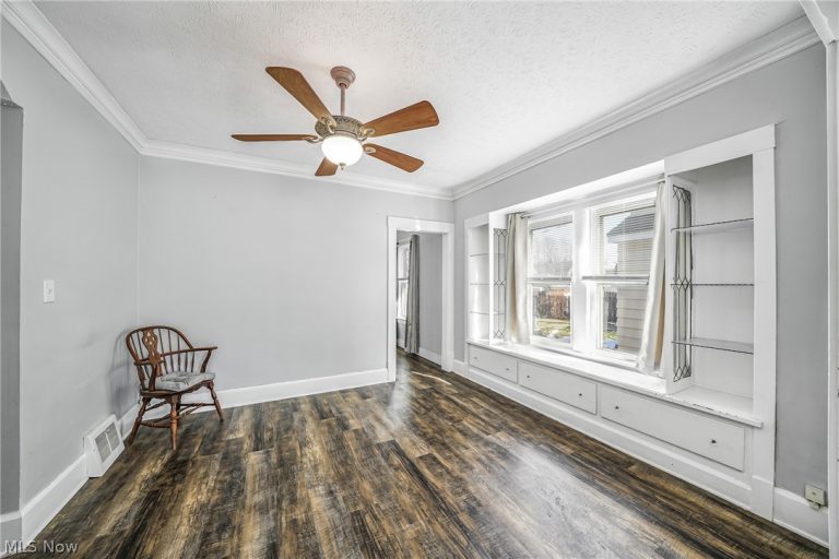 3106 Hillcrest Avenue, Cleveland, OH - Photo 8