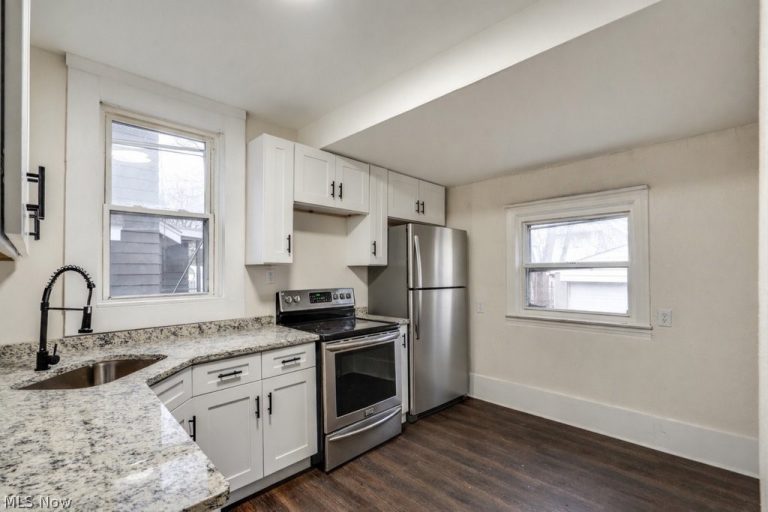 13 Alfaretta Avenue, Akron, OH - Photo 2