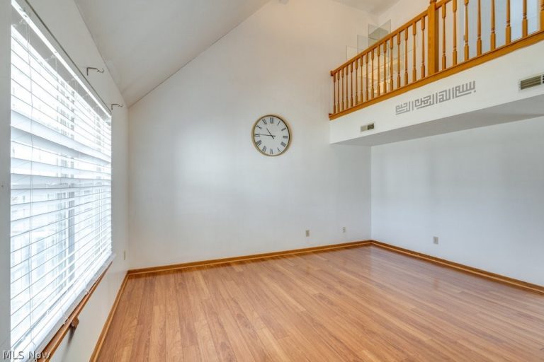 5223 Queen Ann Way, Painesville, OH - Photo 2