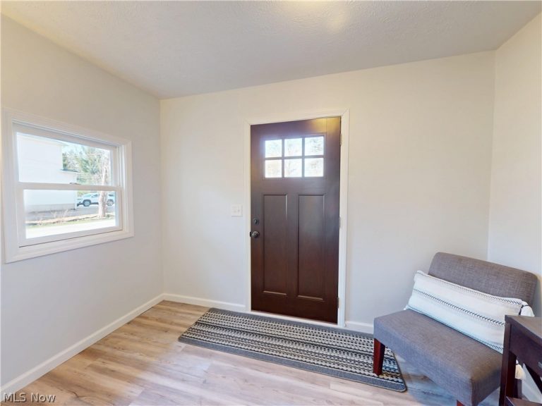 310 Bissell Road, Aurora, OH - Photo 3
