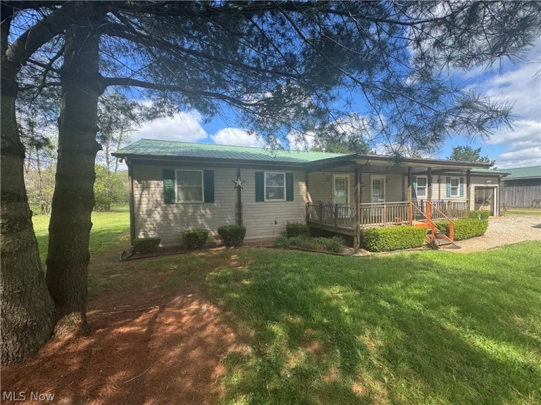 8285 Old River Rd, Philo, OH - Photo 3