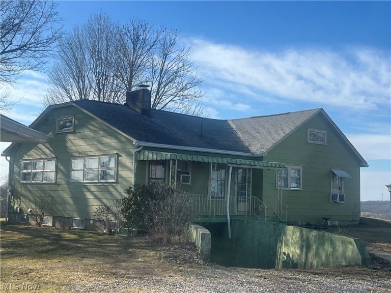 1216 Cisler Drive, Marietta, OH, 45750