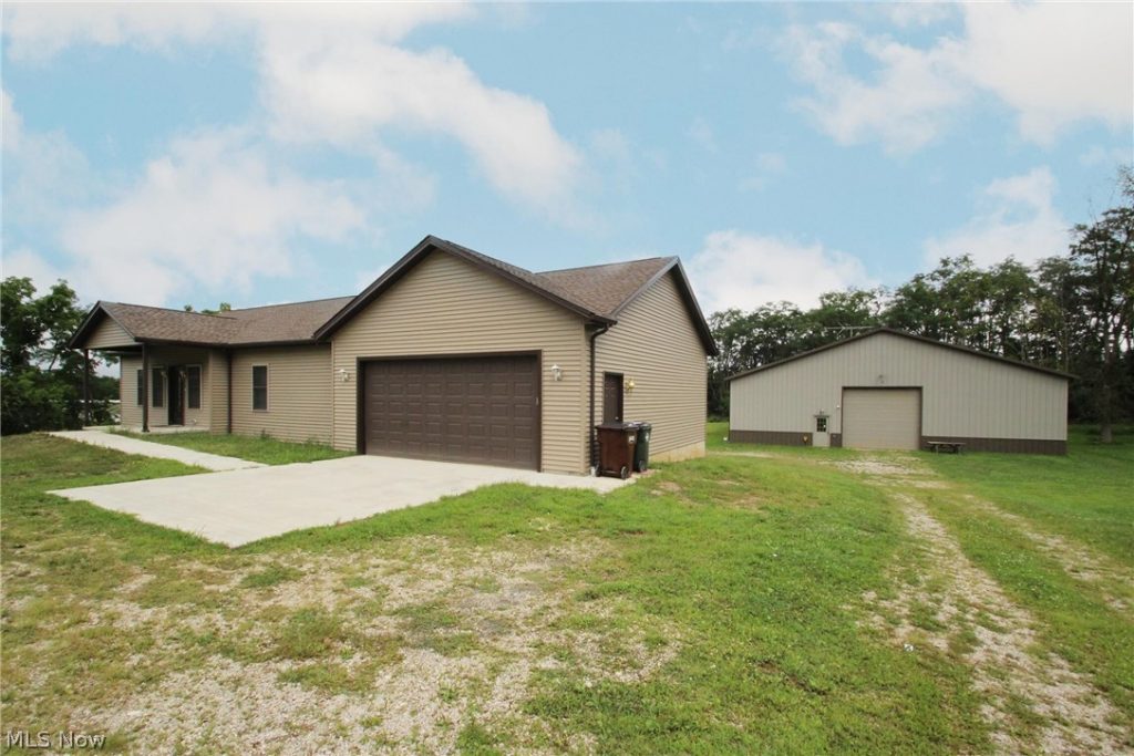 4599 Abbeyville Road, Medina, OH