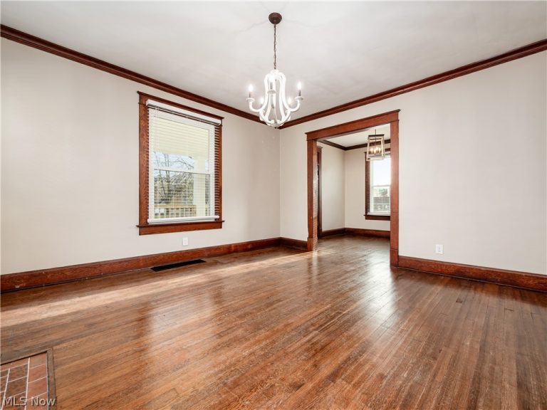 618 Locust Avenue, Zanesville, OH - Photo 8