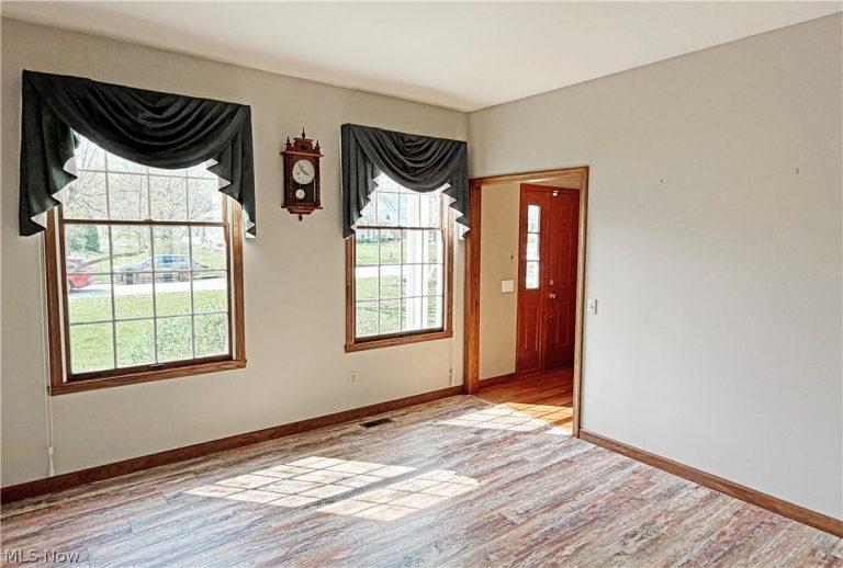 3455 Parfoure Boulevard, Uniontown, OH - Photo 6