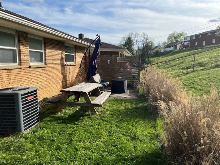 339 Garfield, Steubenville, OH - Photo 3