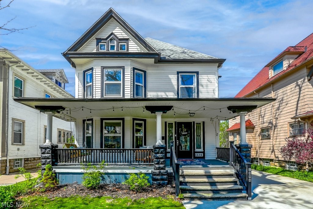 1494 Lincoln Avenue, Lakewood, OH