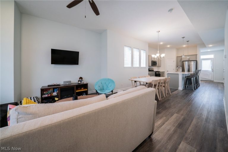 12027 Wade Park Avenue, Cleveland, OH - Photo 5