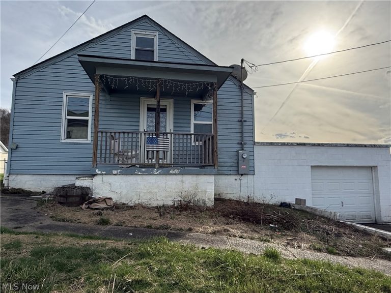104 Arvilla Road, Friendly, WV, 26170