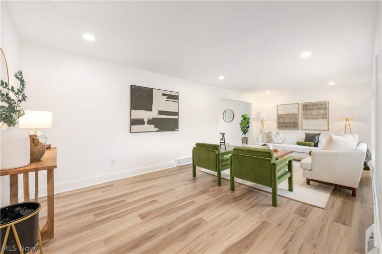 15938 South Range Road, Salem, OH - Photo 5