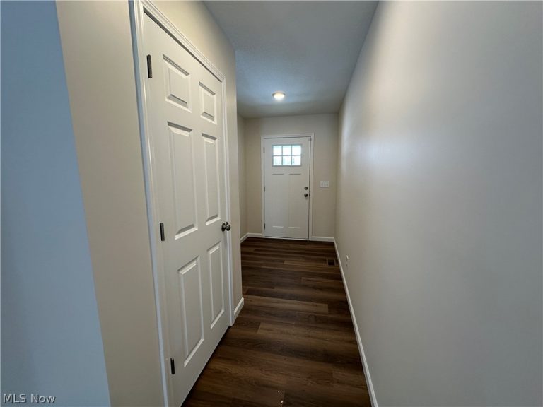 36 Maranatha Drive, Youngstown, OH - Photo 4