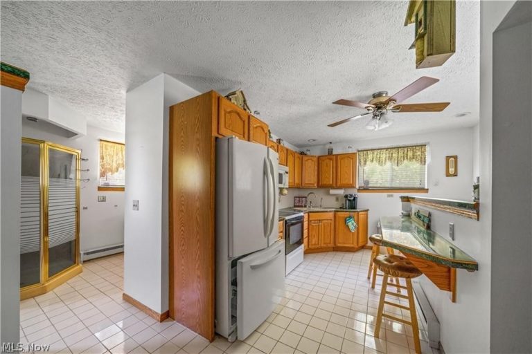 2540 Mahoning Avenue, Alliance, OH - Photo 5